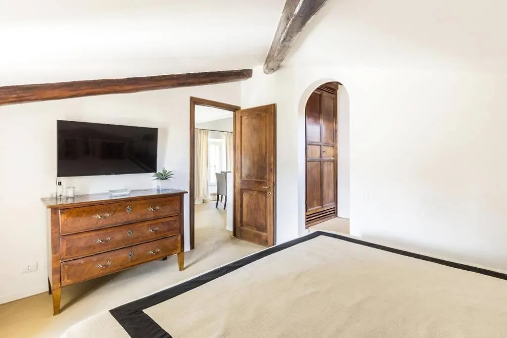 Palazzo Ruspoli Suite Рим 0*,